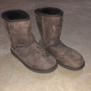 Short Brown Uggs